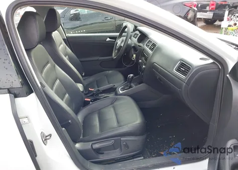 2014 Volkswagen Jetta 1.8T Se from USA, damaged, VIN 3VWD17AJ6EM266168